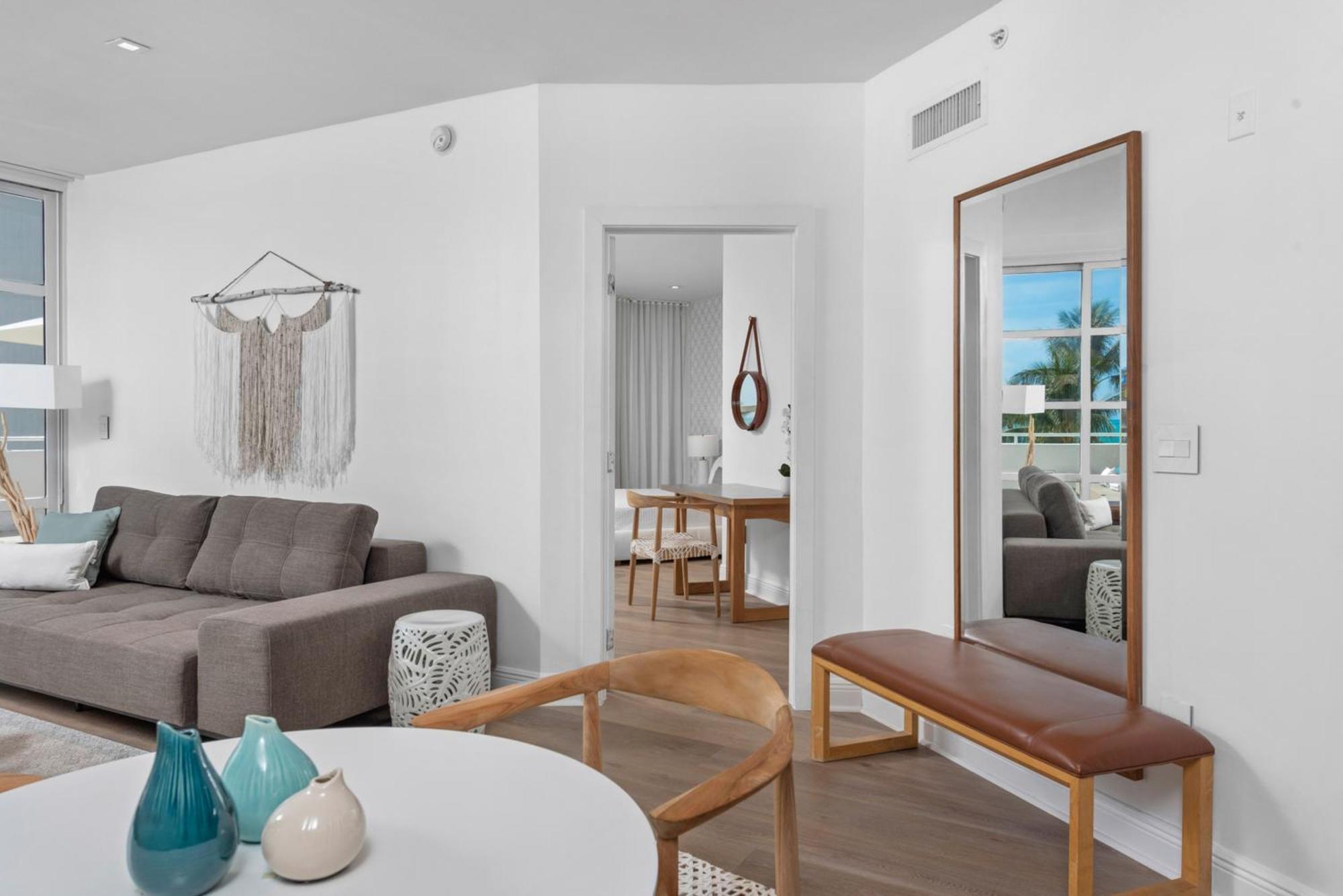 Bentley Hotel South Beach Miami Beach Exterior photo